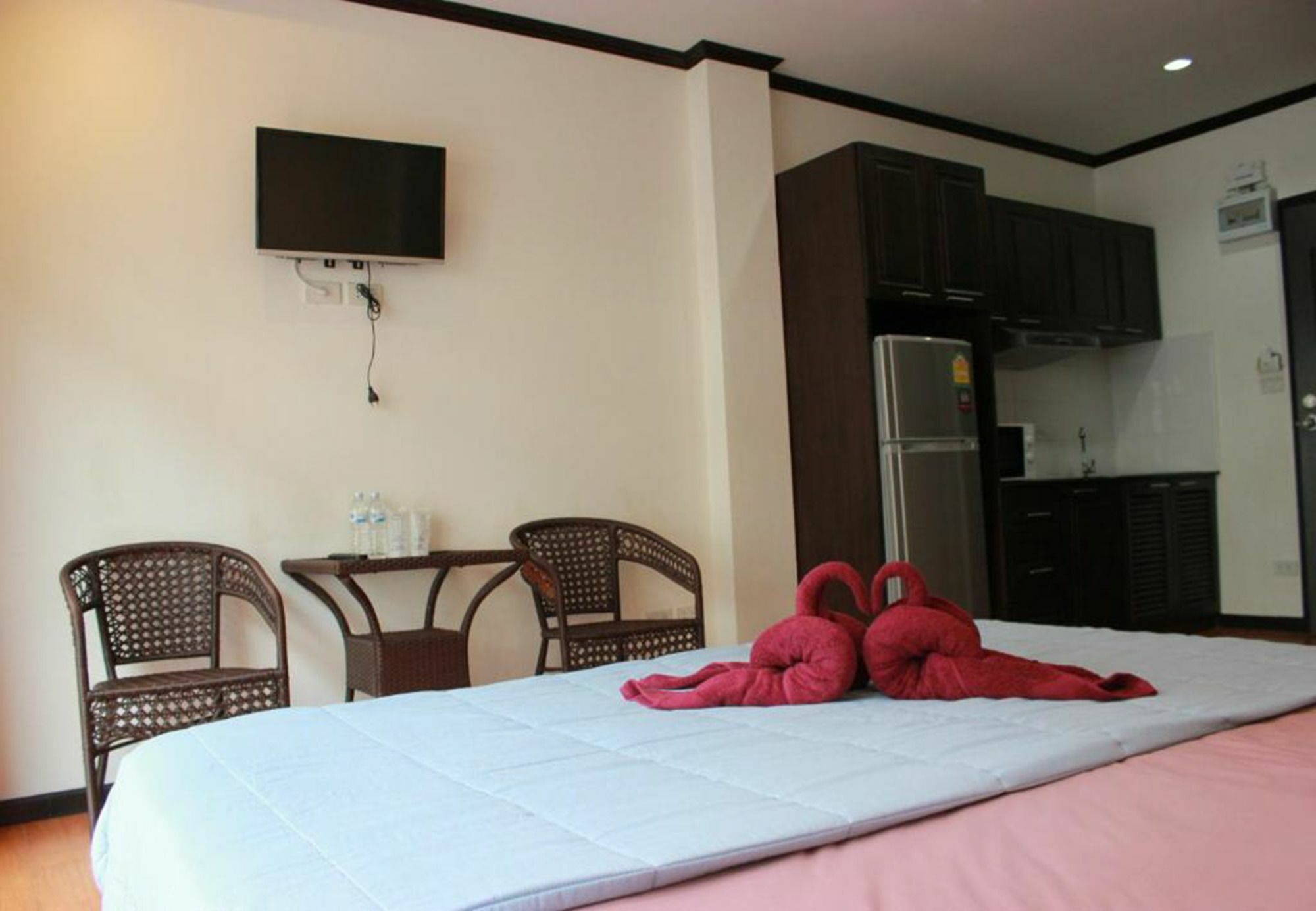 K&J Apartment Ban Nong Tabaek Eksteriør bilde