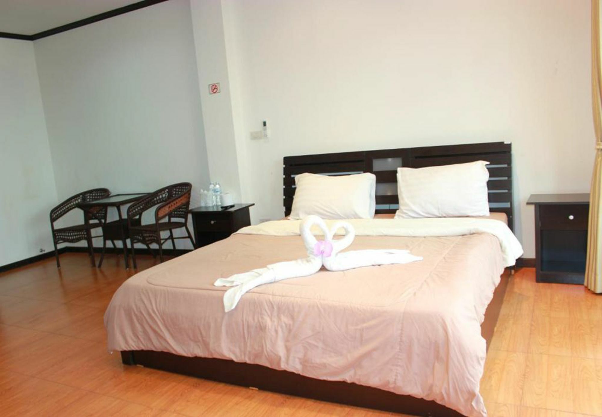 K&J Apartment Ban Nong Tabaek Eksteriør bilde