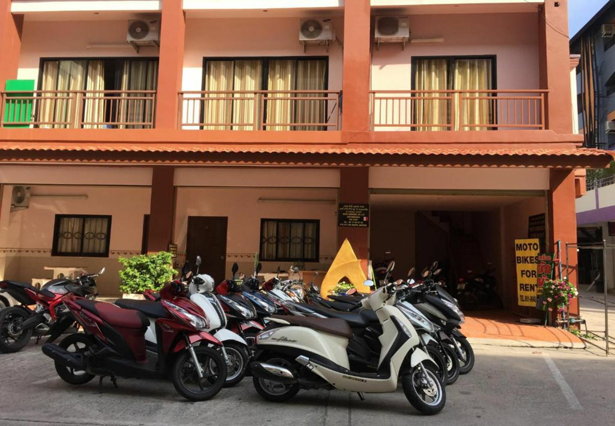K&J Apartment Ban Nong Tabaek Eksteriør bilde
